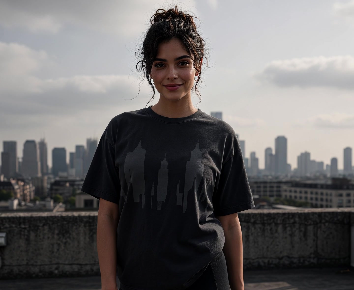 City Silhouette Tee in Asphalt